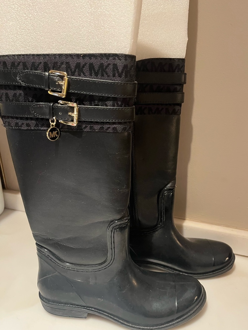 MICHAEL KORS Della Tall Rain Boots, Size 3